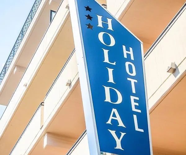Hotel Holiday 酒店