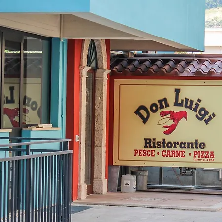 Hotel Holiday サン・ベネデット・デル・トロント